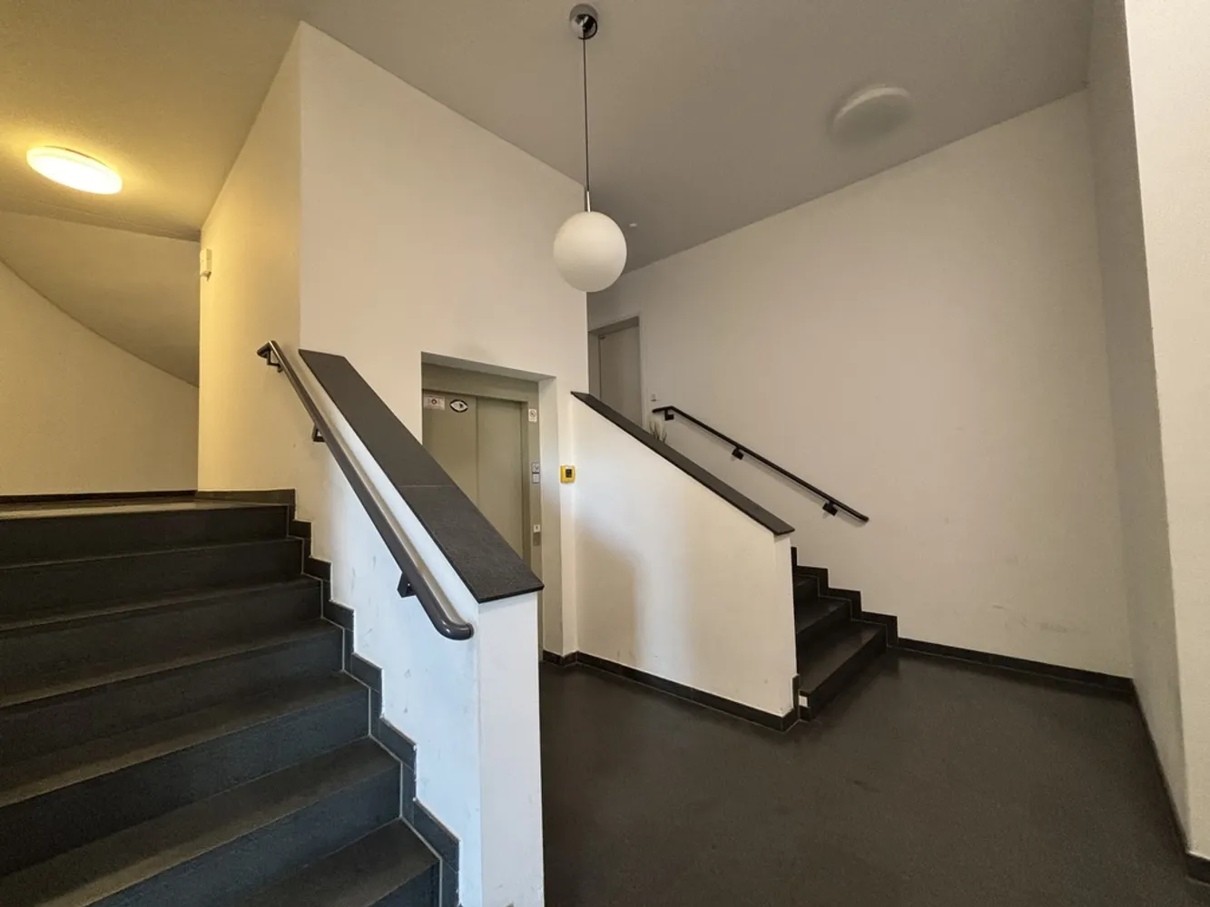 3 Zimmer Wohnung mit 82 m² in Berlin – Bild 3