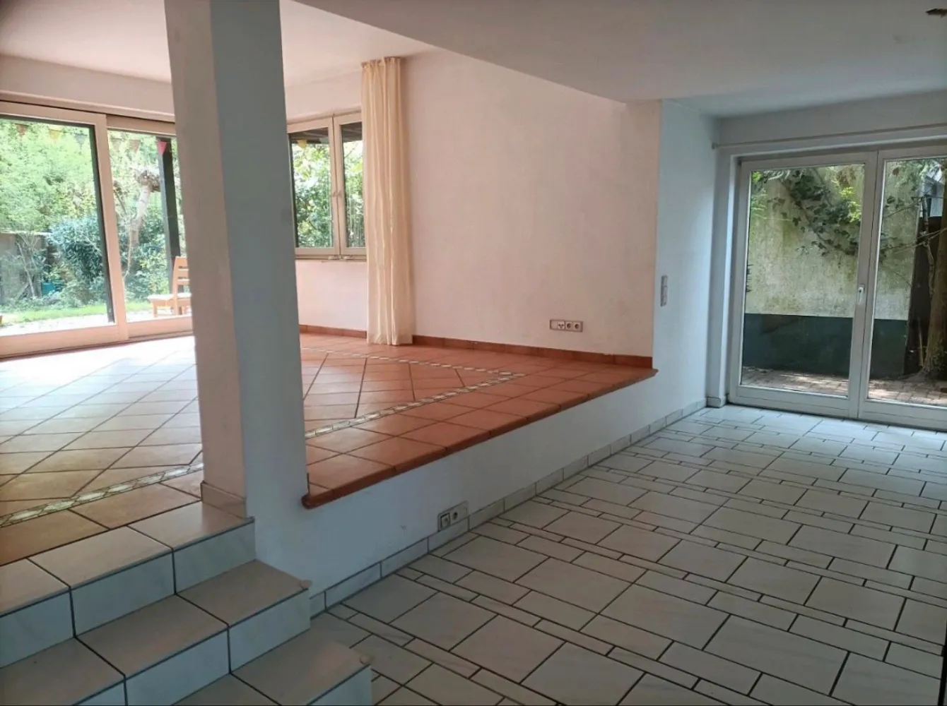 7 room house with 200 m² in Bergisch Gladbach – Photo 9