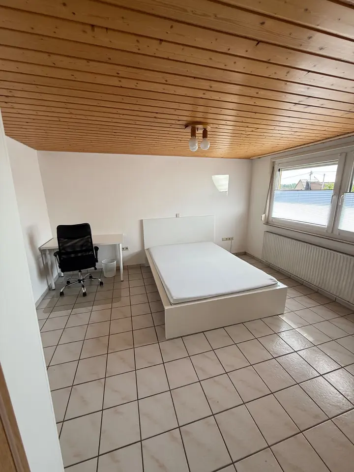 8 Zimmer Wohnung mit 160 m² in Tübingen – Bild 7