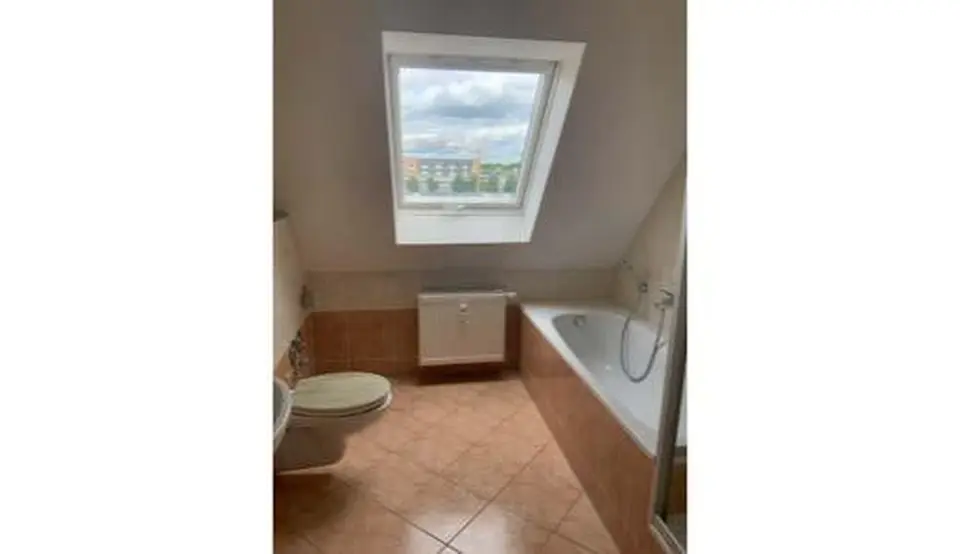 3 Zimmer Wohnung mit 78 m² in Zwickau – Bild 4