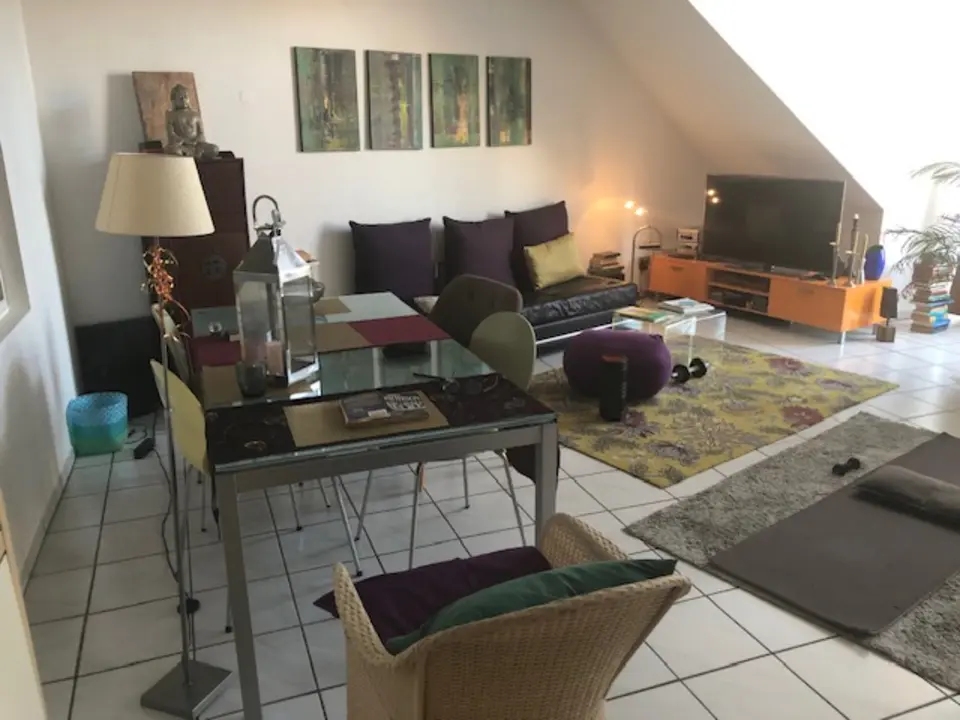 WG-Zimmer mit 81 m² in Frechen – Bild 1