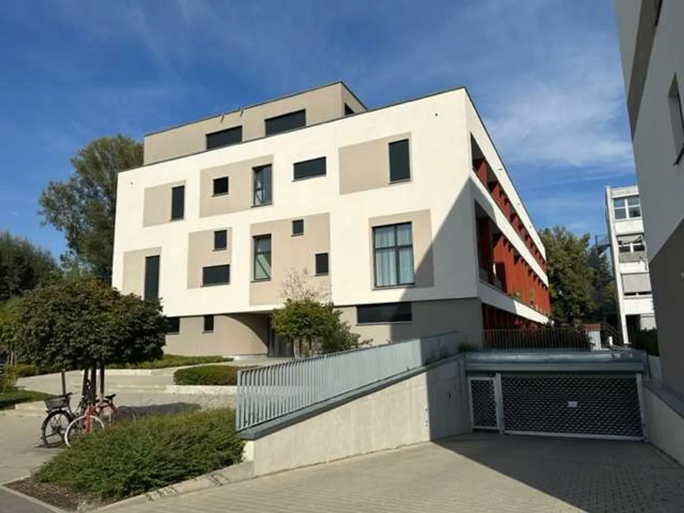 4 Zimmer Wohnung mit 188 m² in Ulm – Bild 3