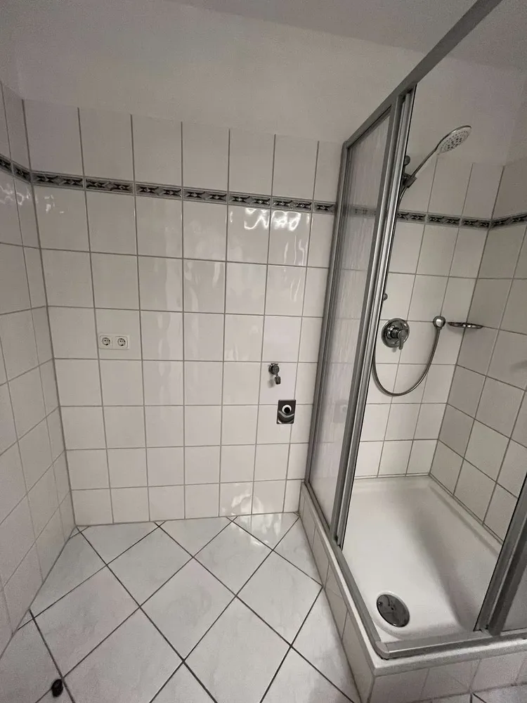 2 Zimmer Wohnung mit 42 m² in Schwerin – Bild 5
