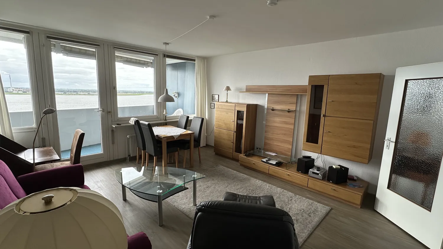 2 Zimmer Wohnung mit 54 m² in Bremerhaven – Bild 2