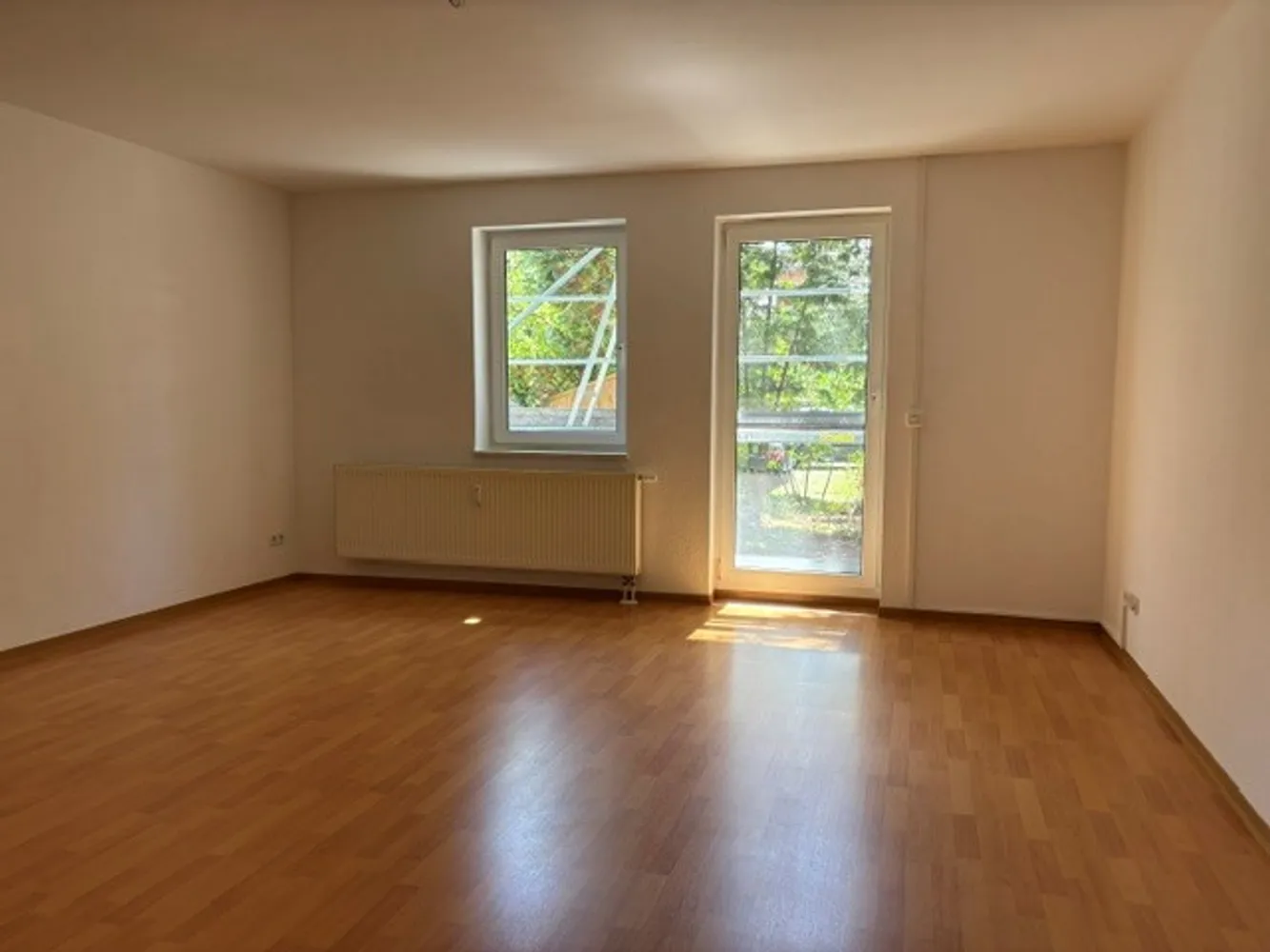 2 Zimmer Wohnung mit 69 m² in Naumburg (Saale) – Bild 1