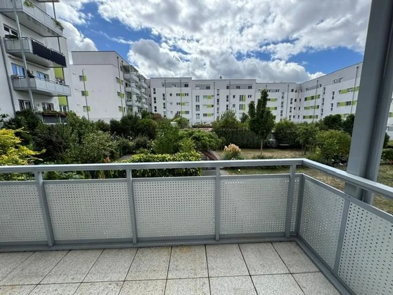3 Zimmer Wohnung mit 82 m² in Frankfurt am Main – Bild 1