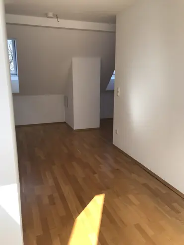 3 Zimmer Wohnung mit 81 m² in München – Bild 11