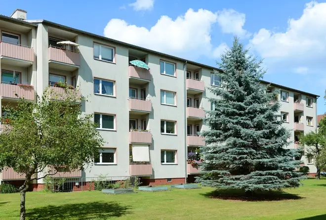 2 Zimmer Wohnung mit 60 m² in Berlin – Bild 2
