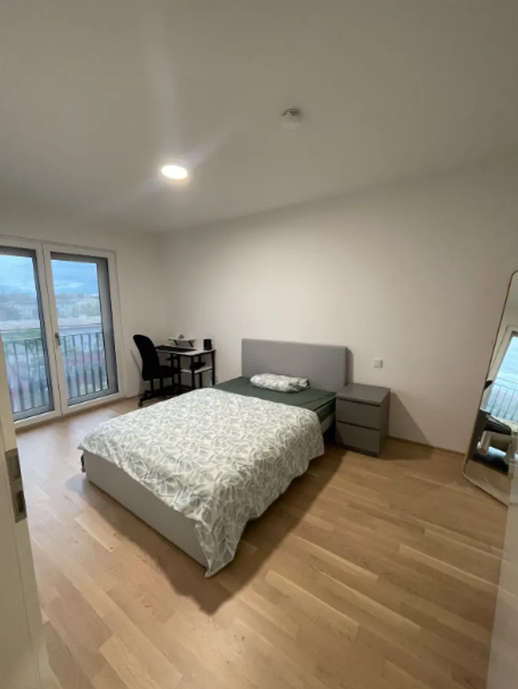 3 Zimmer Wohnung mit 65 m² in München – Bild 2
