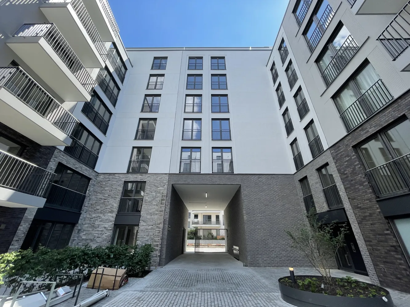 1 Zimmer Wohnung mit 50 m² in Berlin – Bild 2