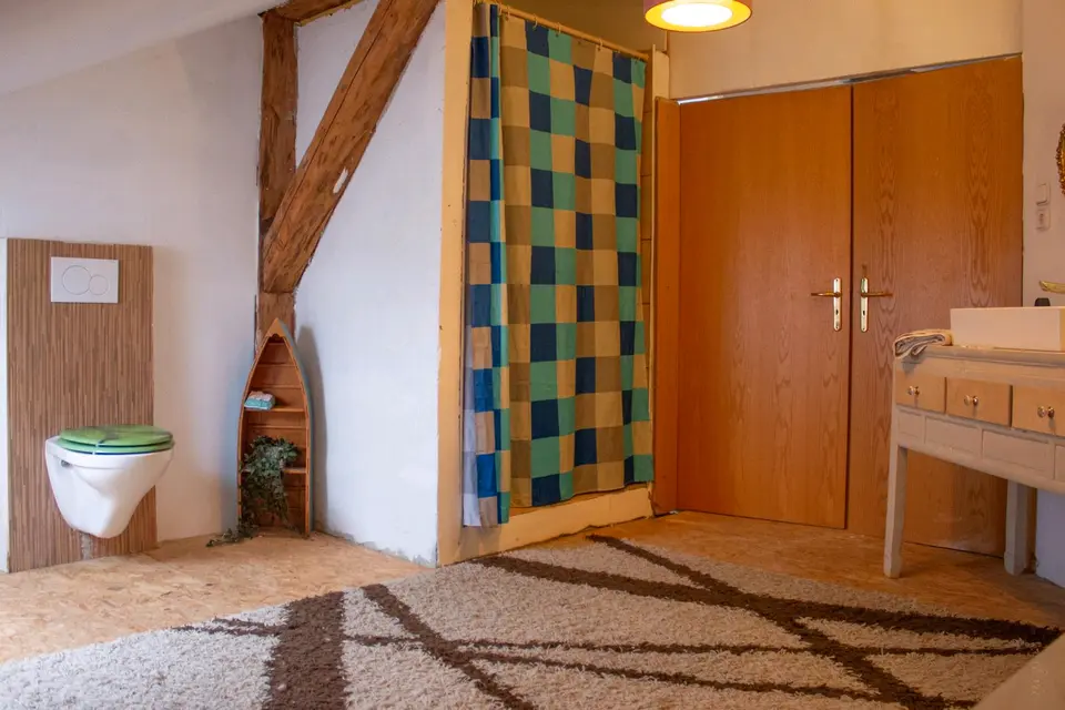 2 Zimmer Wohnung mit 120 m² in Lübeck – Bild 8