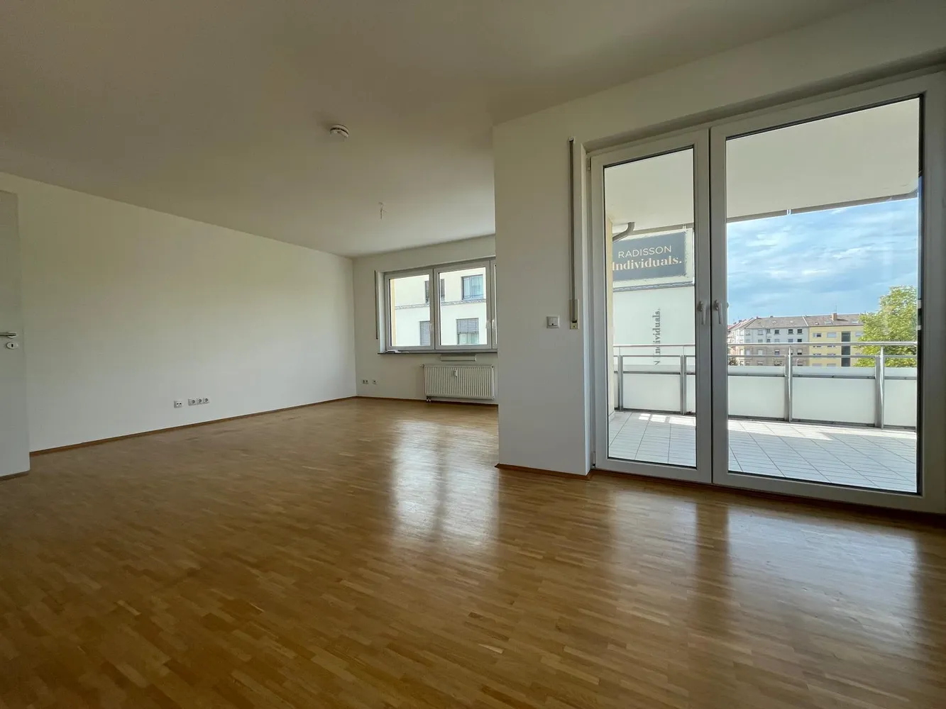 4 Zimmer Wohnung mit 105 m² in Mannheim – Bild 2