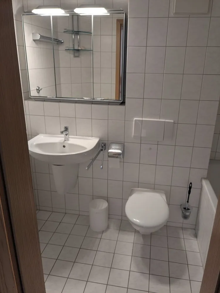 1 room apartment with 32 m² in Munich – Photo 7