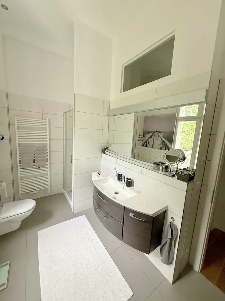 6 Zimmer Wohnung mit 259 m² in Berlin – Bild 9