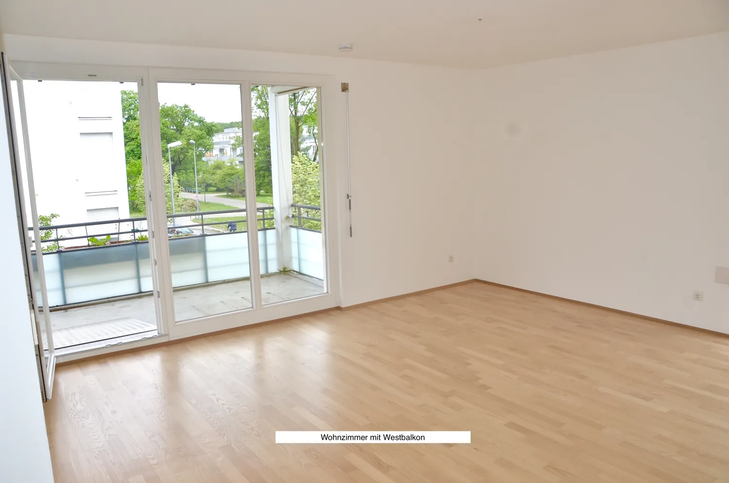 4 Zimmer Wohnung mit 98 m² in München – Bild 2