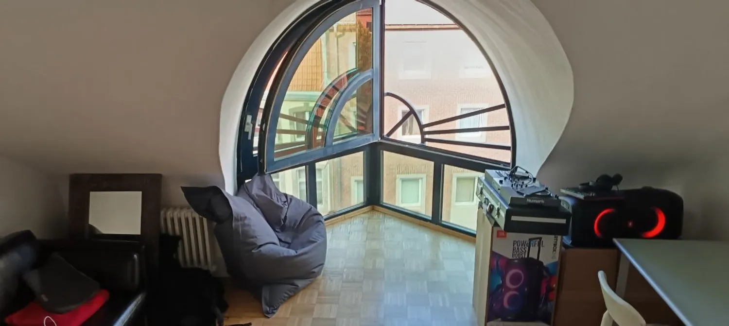 2 Zimmer Wohnung mit 60 m² in Aachen – Bild 2
