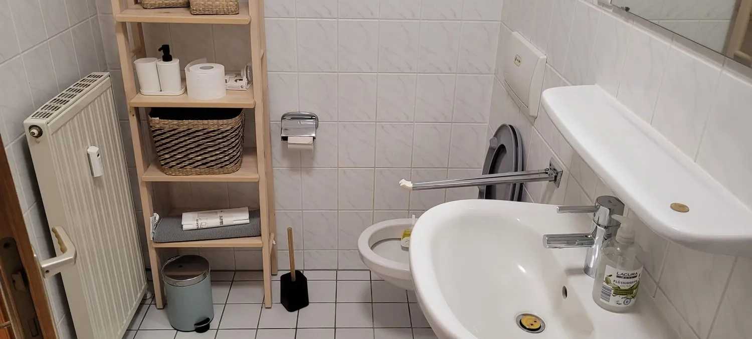 2 Zimmer Wohnung mit 43 m² in Hof – Bild 2