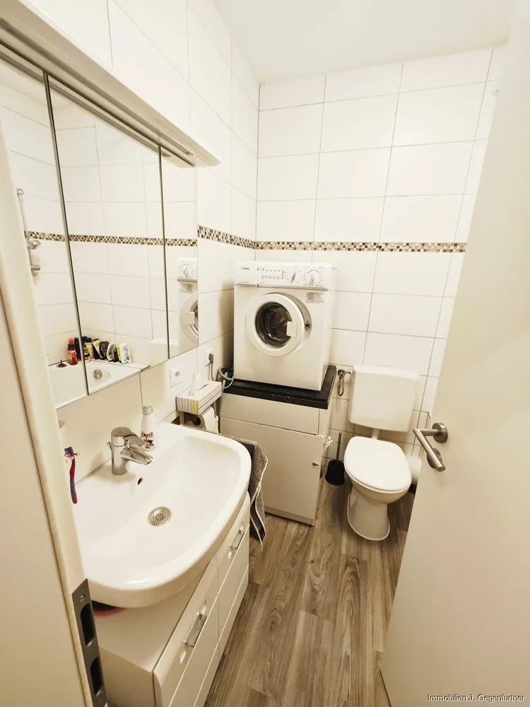 2 Zimmer Wohnung mit 71 m² in Regensburg – Bild 12
