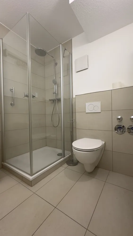 3 Zimmer Wohnung mit 100 m² in Wiesbaden – Bild 7