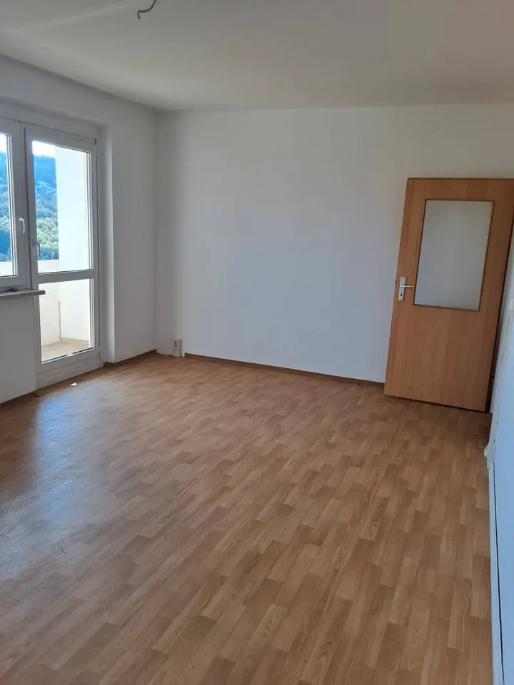 3 Zimmer Wohnung mit 68 m² in Meiningen – Bild 1