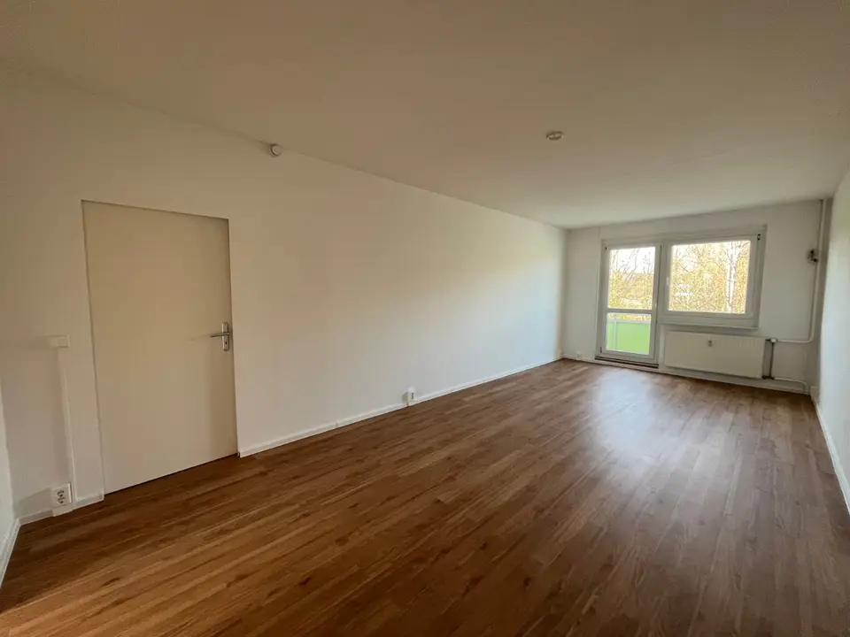 4 Zimmer Wohnung mit 90 m² in Zwickau – Bild 1