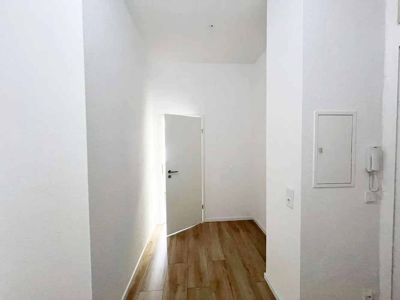 2 Zimmer Wohnung mit 60 m² in Chemnitz – Bild 3