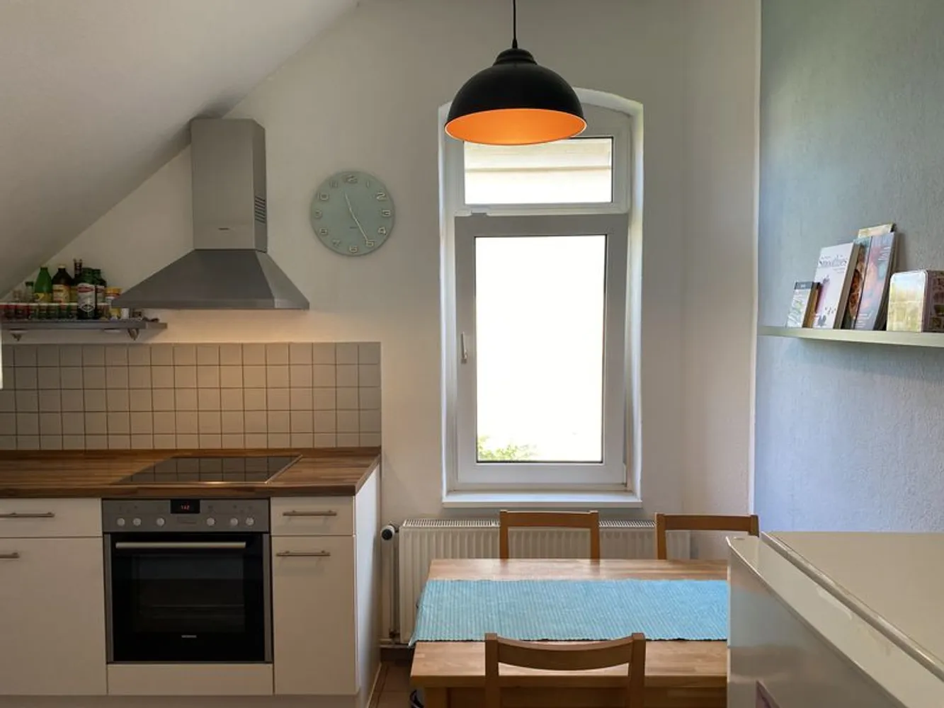 3 Zimmer Wohnung mit 76 m² in Hannover – Bild 2