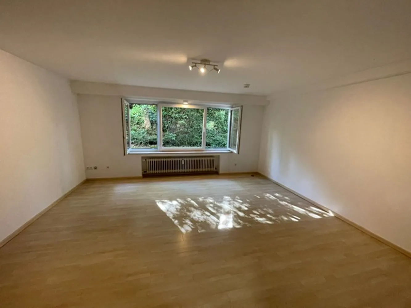 1 Zimmer Wohnung mit 32 m² in Frechen – Bild 2