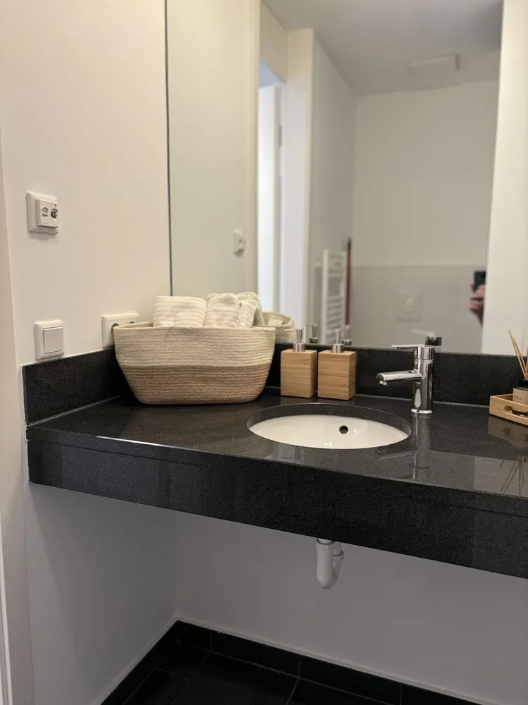 1 room apartment with 40 m² in Berlin – Photo 12