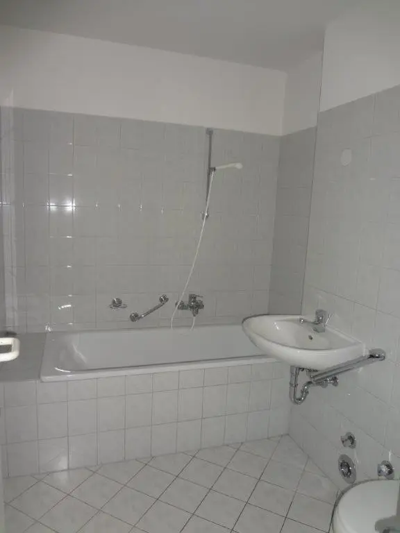 2 Zimmer Wohnung mit 48 m² in Borna – Bild 8