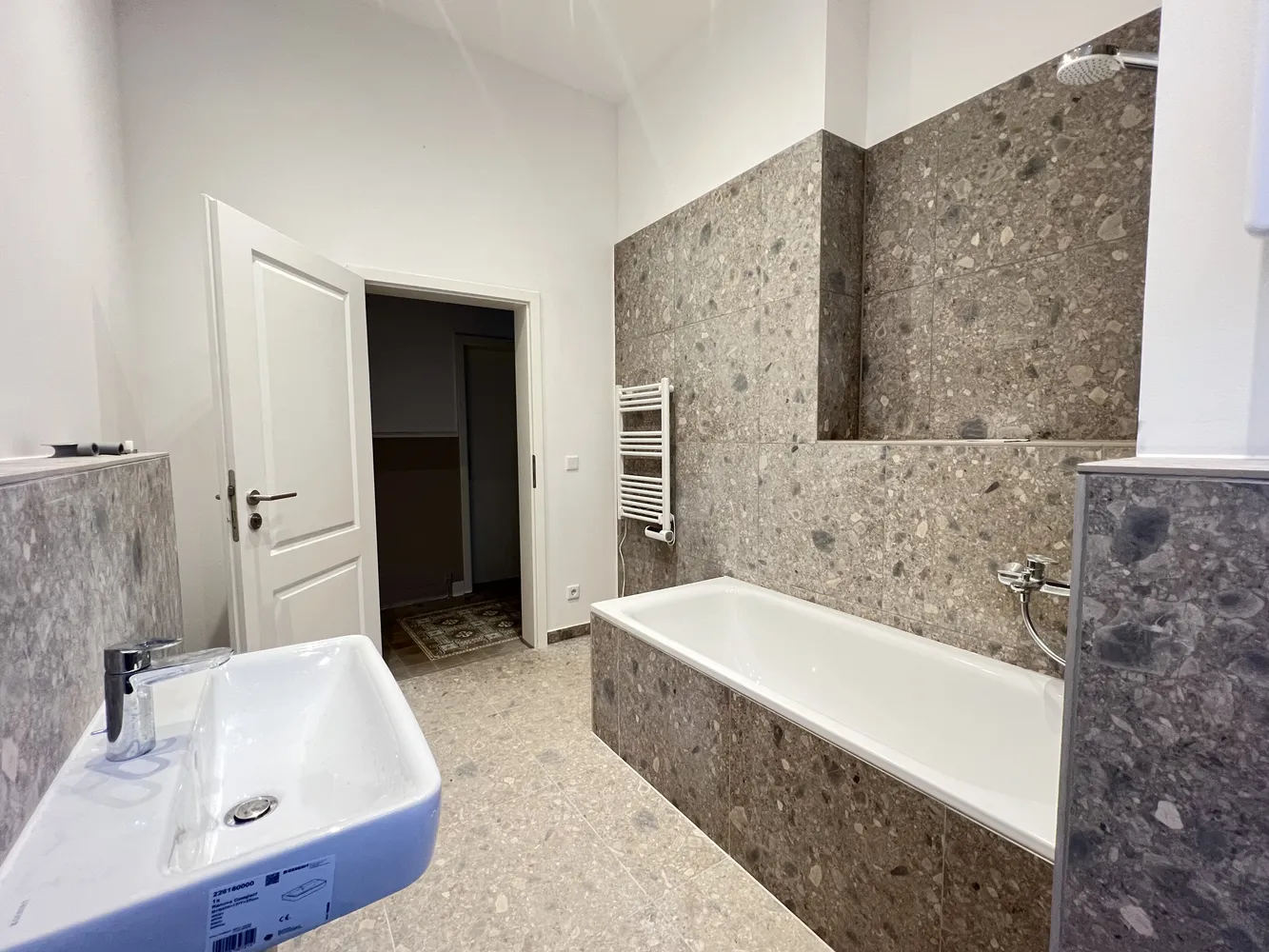 1 Zimmer Wohnung mit 34 m² in Wiesbaden – Bild 2