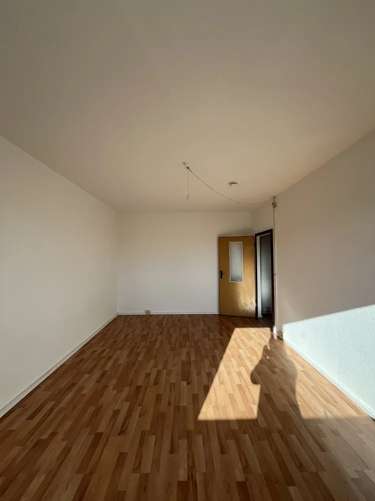 1 Zimmer Wohnung mit 33 m² in Bitterfeld-Wolfen – Bild 6