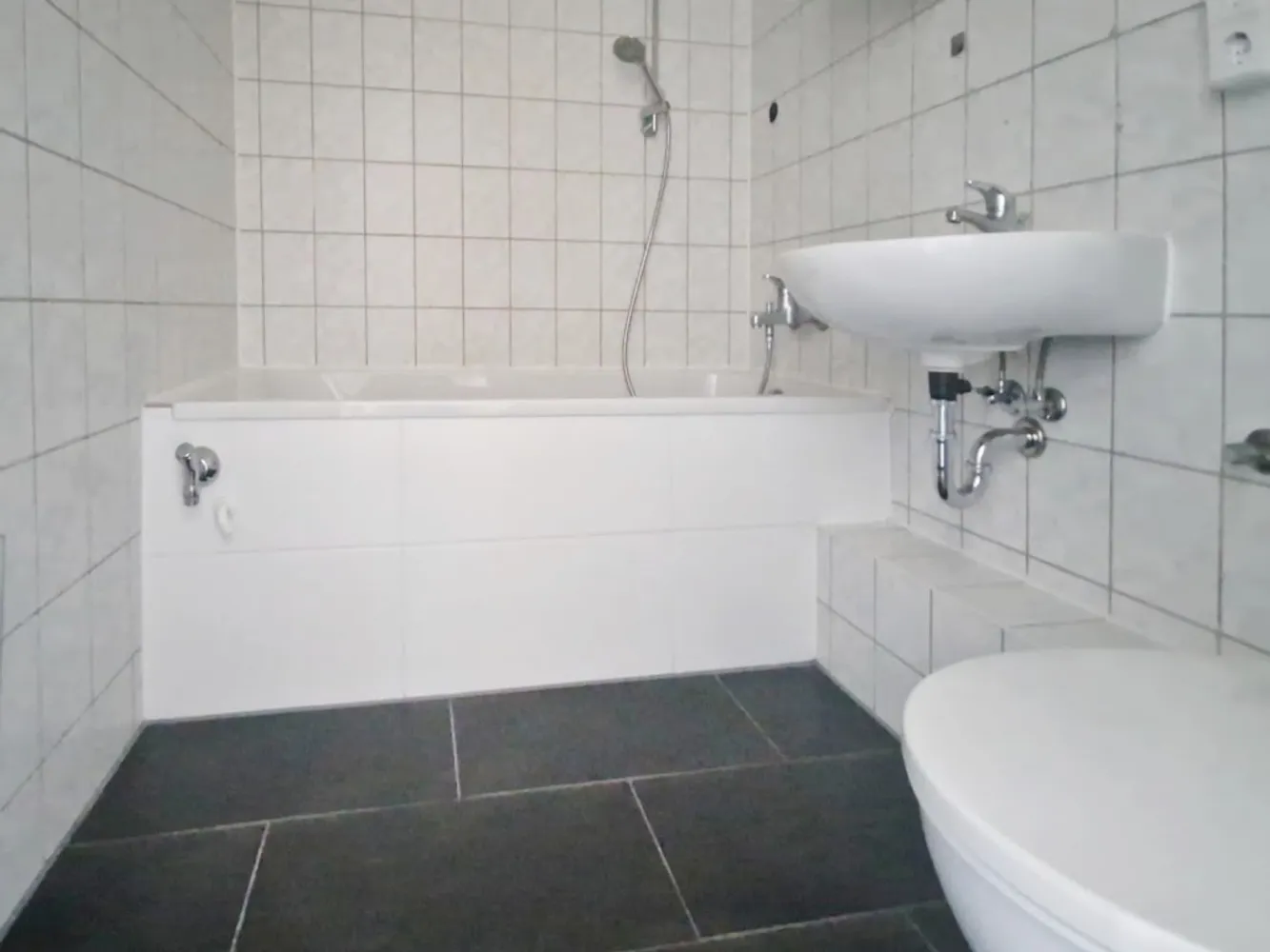 3 Zimmer Wohnung mit 56 m² in Halle (Saale) – Bild 7