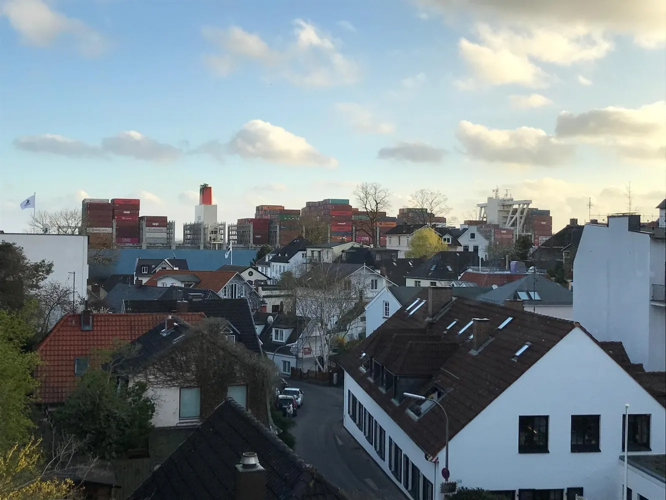 3 Zimmer Wohnung mit 110 m² in Hamburg – Bild 2