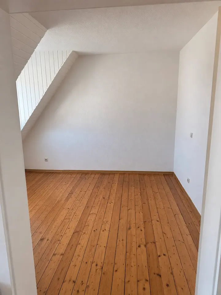 2 Zimmer Wohnung mit 42 m² in Meiningen – Bild 2