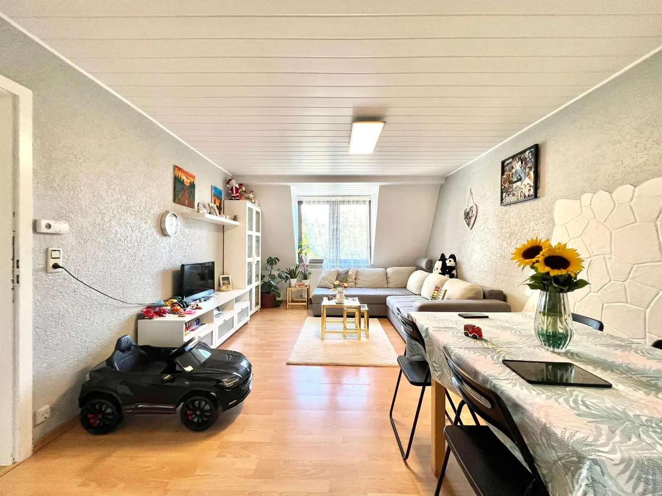 4 Zimmer Wohnung mit 76 m² in Ludwigshafen am Rhein – Bild 2