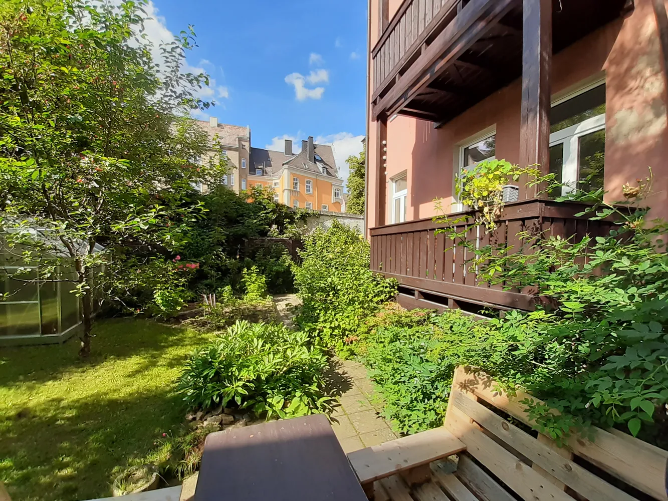 4 Zimmer Wohnung mit 96 m² in Hof – Bild 2