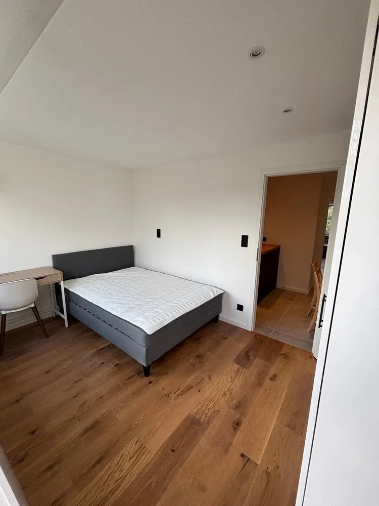 WG-Zimmer mit 10 m² in München – Bild 2