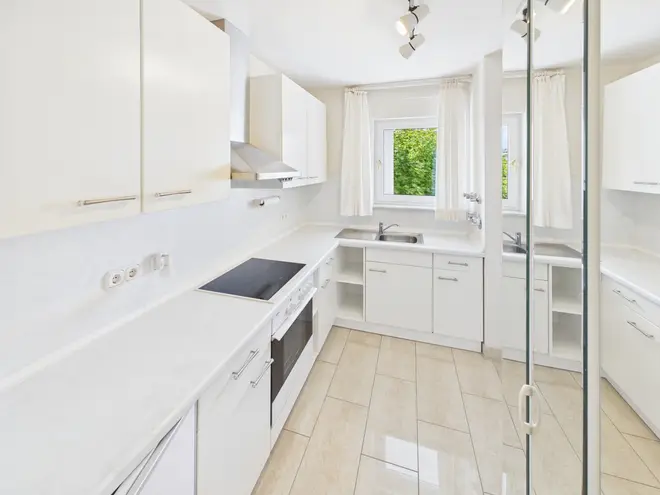 5 Zimmer Wohnung mit 158 m² in Wiesbaden – Bild 8