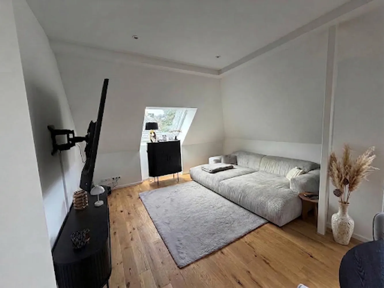4 Zimmer Wohnung mit 87 m² in München – Bild 5