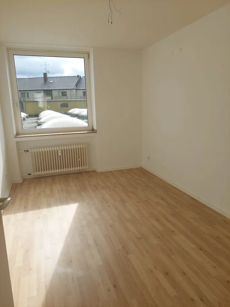 3 room apartment with 81 m² in Düsseldorf – Photo 3