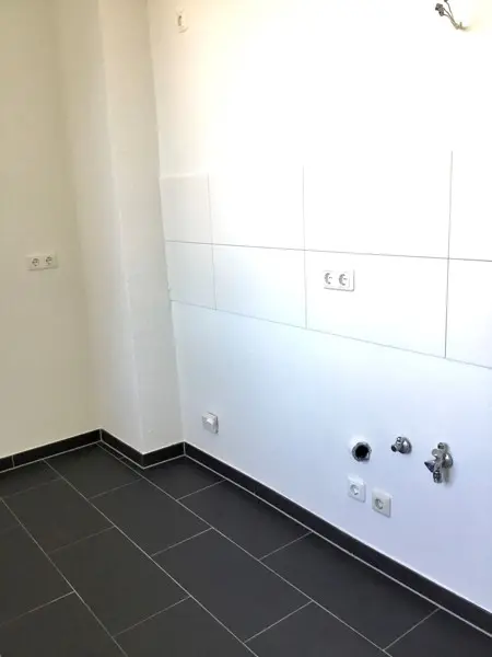 3 Zimmer Wohnung mit 72 m² in Dresden – Bild 2