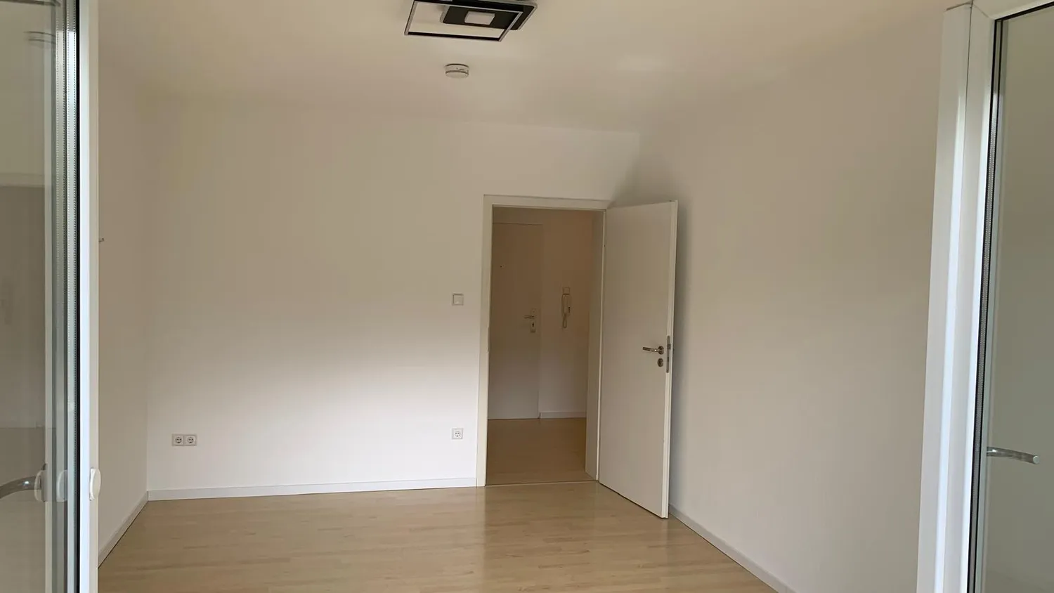 2 Zimmer Wohnung mit 52 m² in Düsseldorf – Bild 4