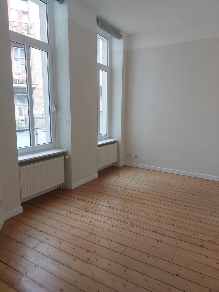 6 Zimmer Wohnung mit 138 m² in Hannover – Bild 8