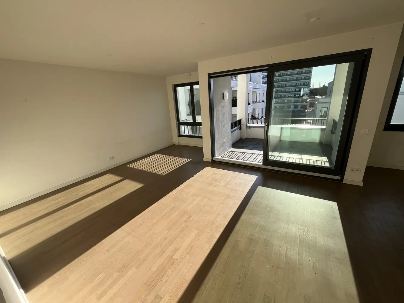 3 Zimmer Wohnung mit 95 m² in Düsseldorf – Bild 3