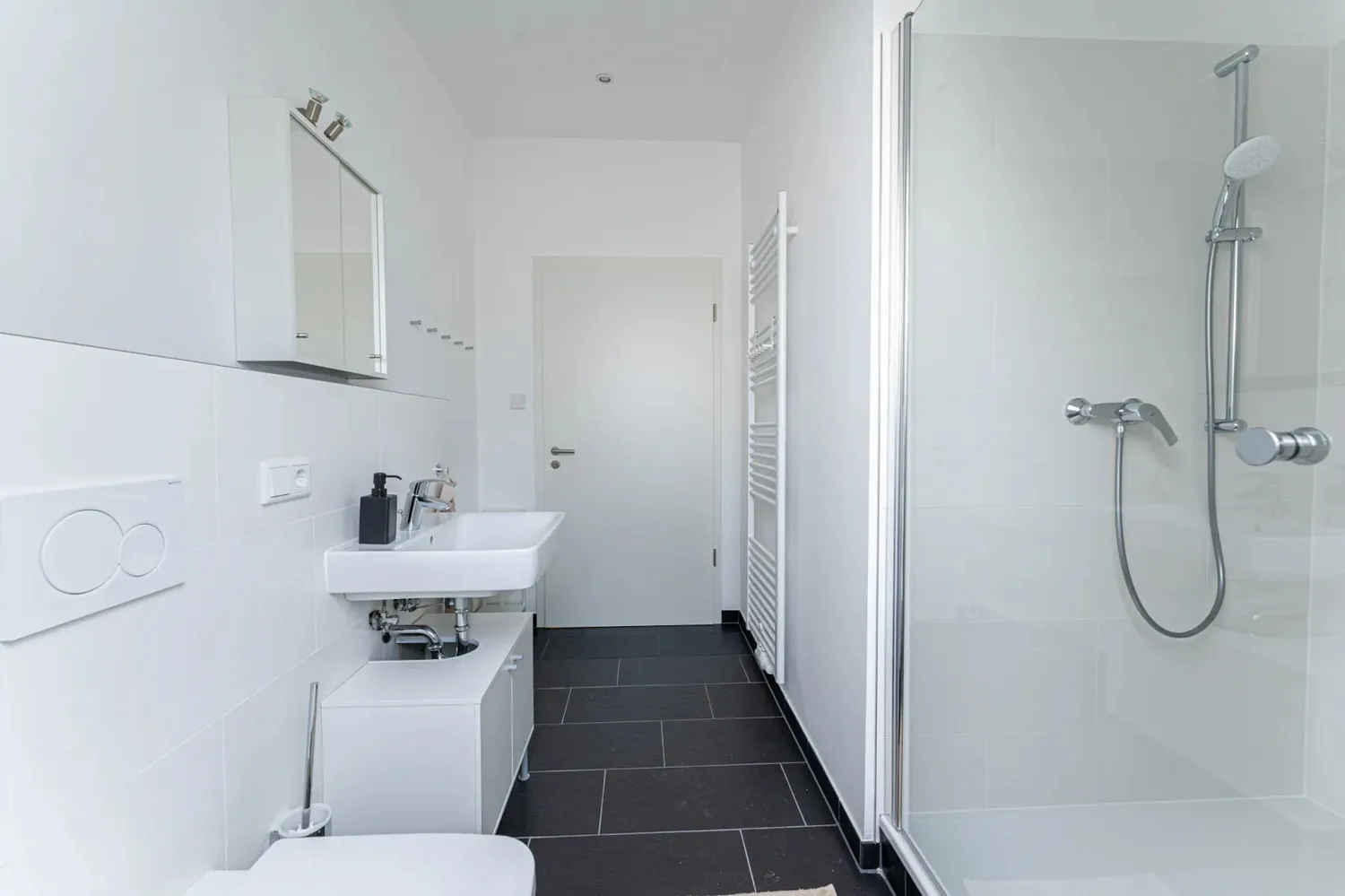 Shared room with 14 m² in Berlin – Photo 6