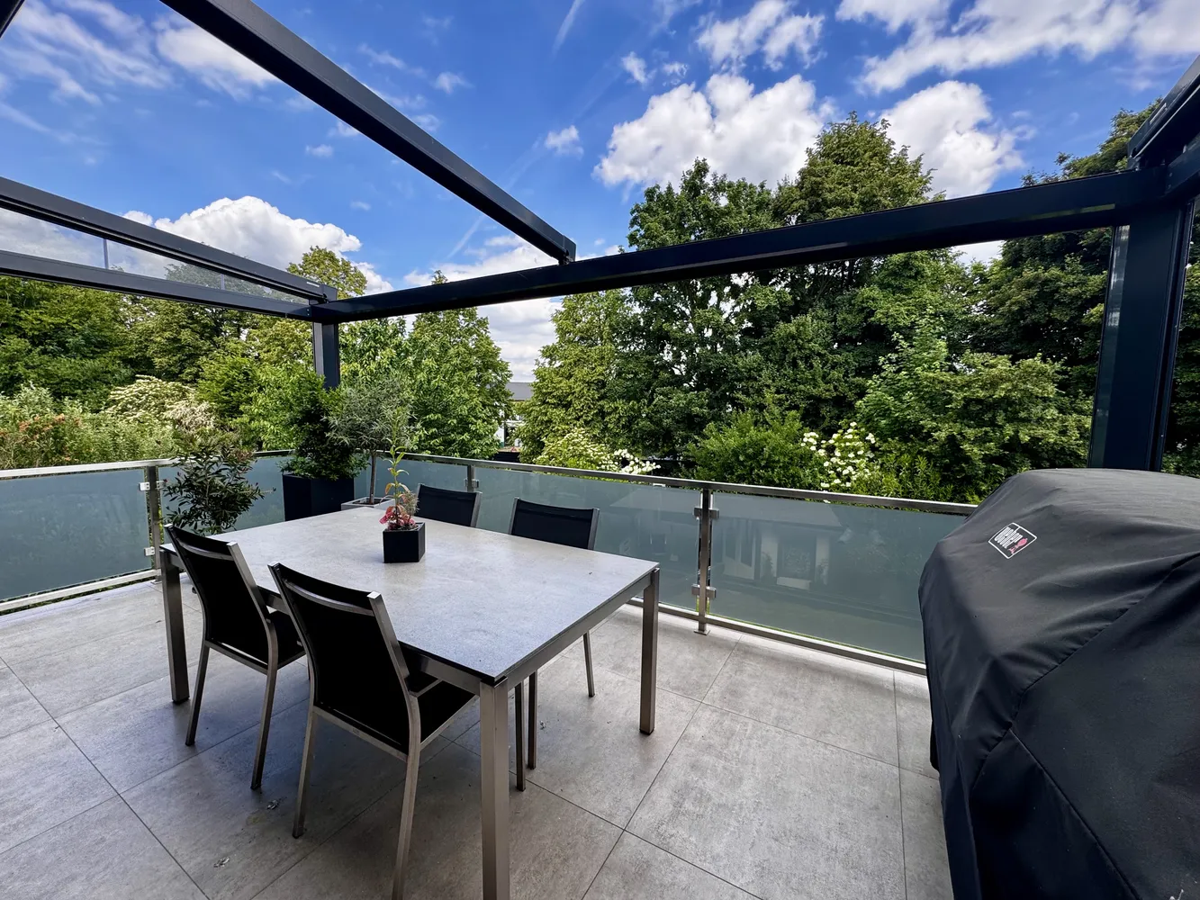5 Zimmer Wohnung mit 240 m² in Pulheim – Bild 3