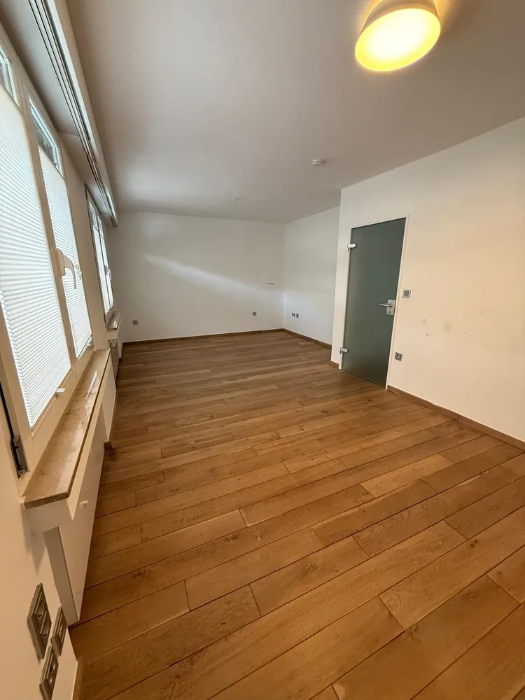 5 Zimmer Wohnung mit 180 m² in Essen – Bild 3