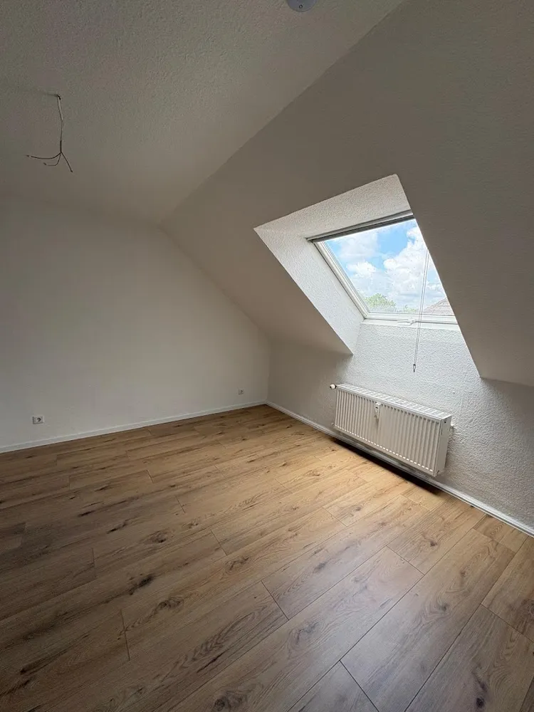 4 Zimmer Wohnung mit 81 m² in Oberhausen – Bild 1