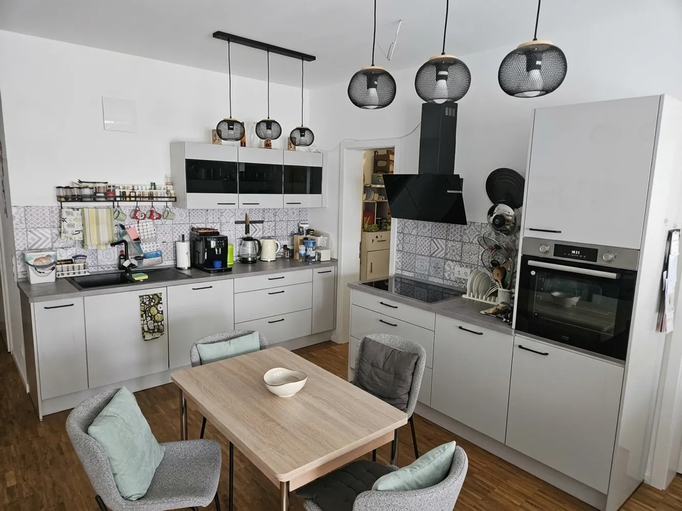 2 room apartment with 69 m² in Saarbrücken – Photo 1